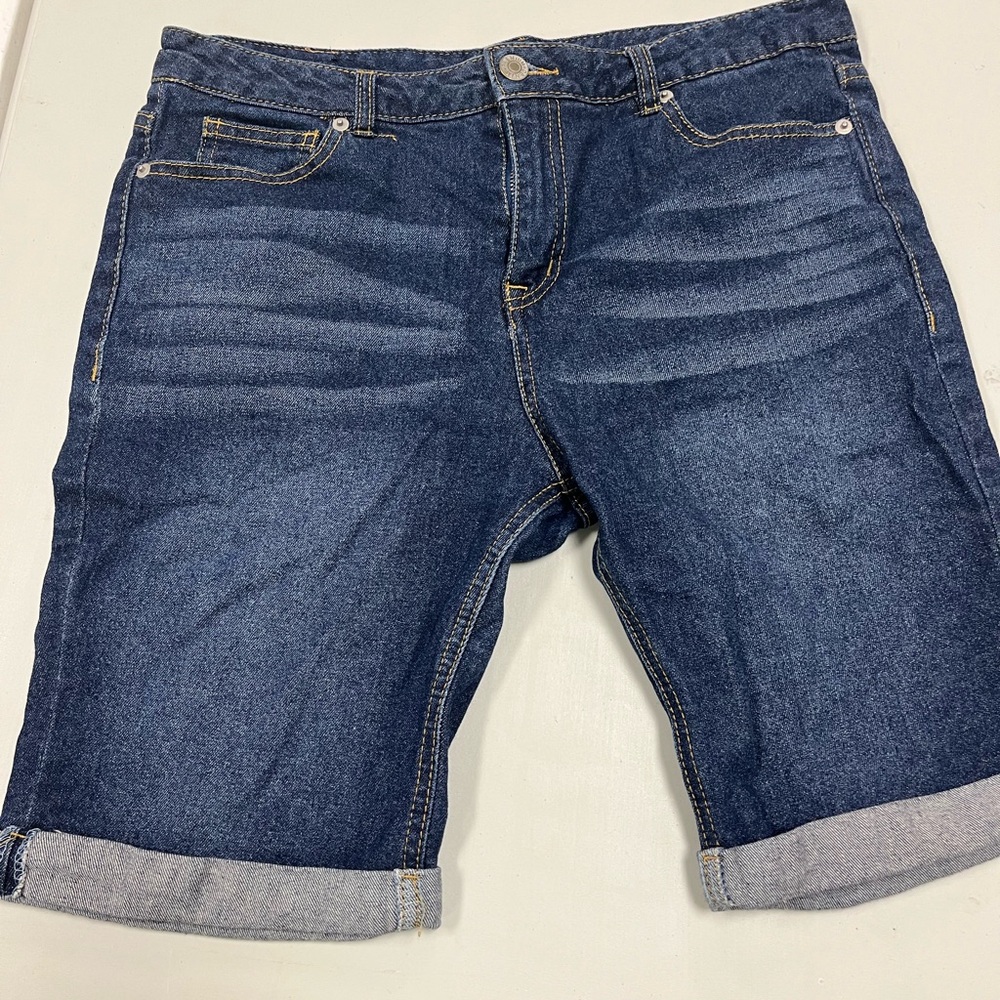 2 Sable Shorts